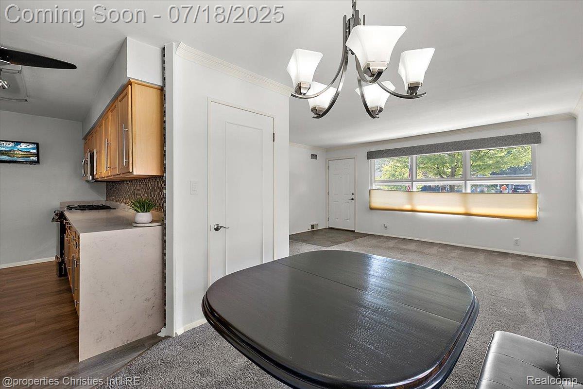 304 Huntley Avenue