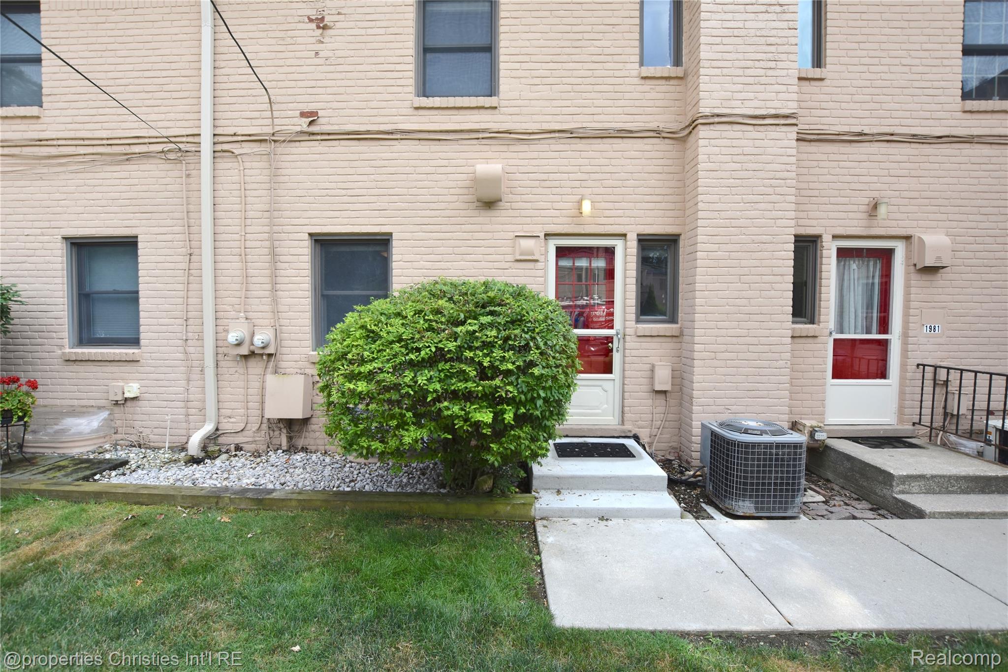 1983 Graefield Road