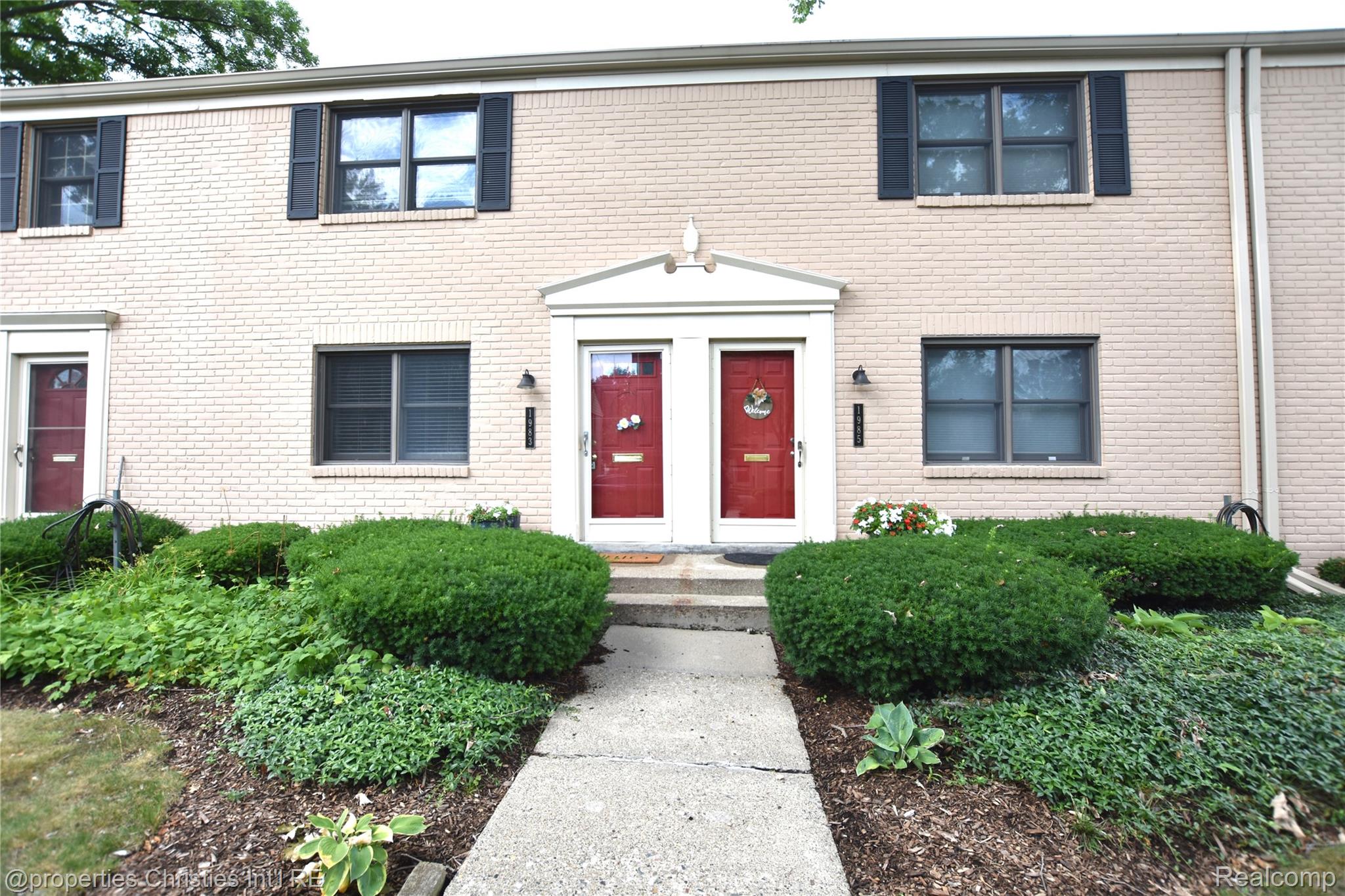 1983 Graefield Road
