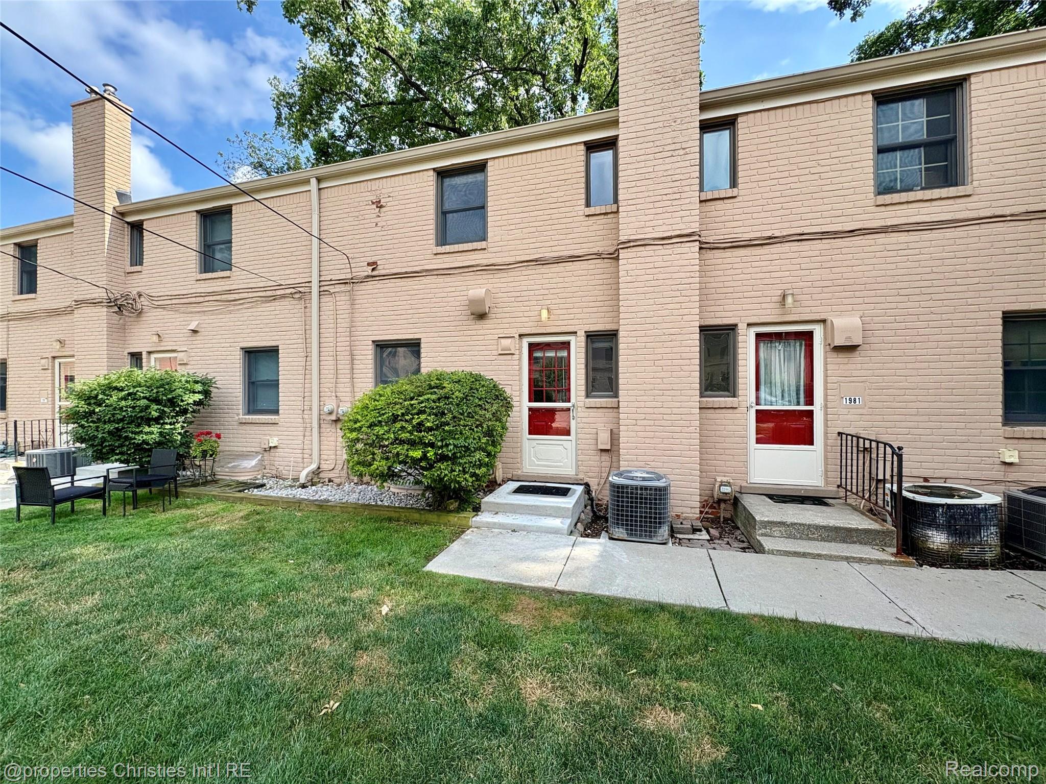 1983 Graefield Road