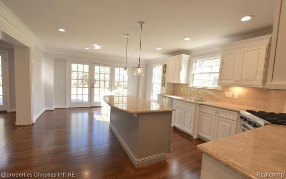 140 HAMILTON Road