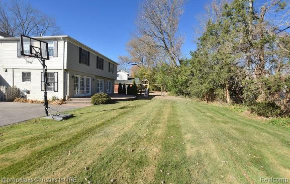 140 HAMILTON Road