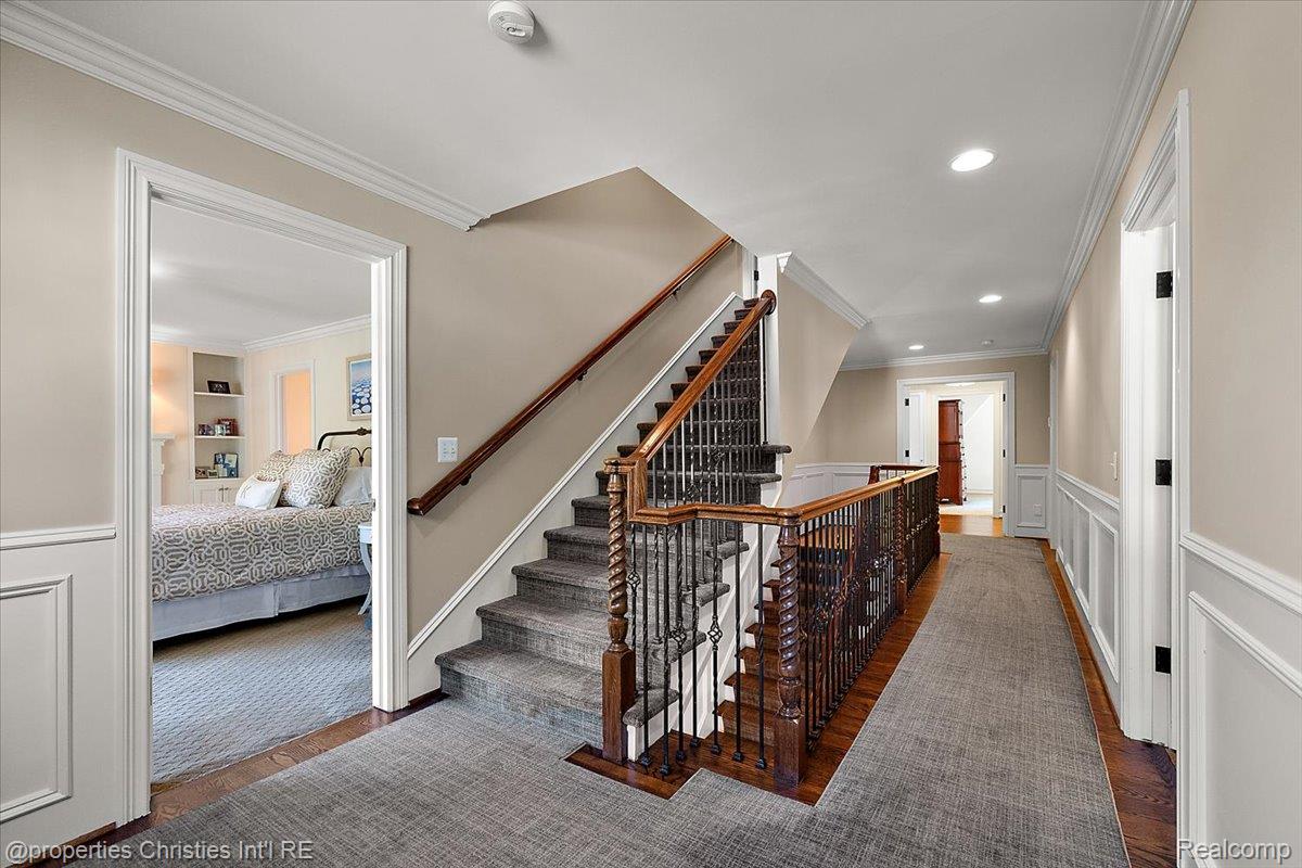 555 Baldwin Court