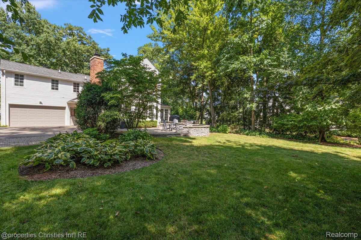 3535 Wooddale Court