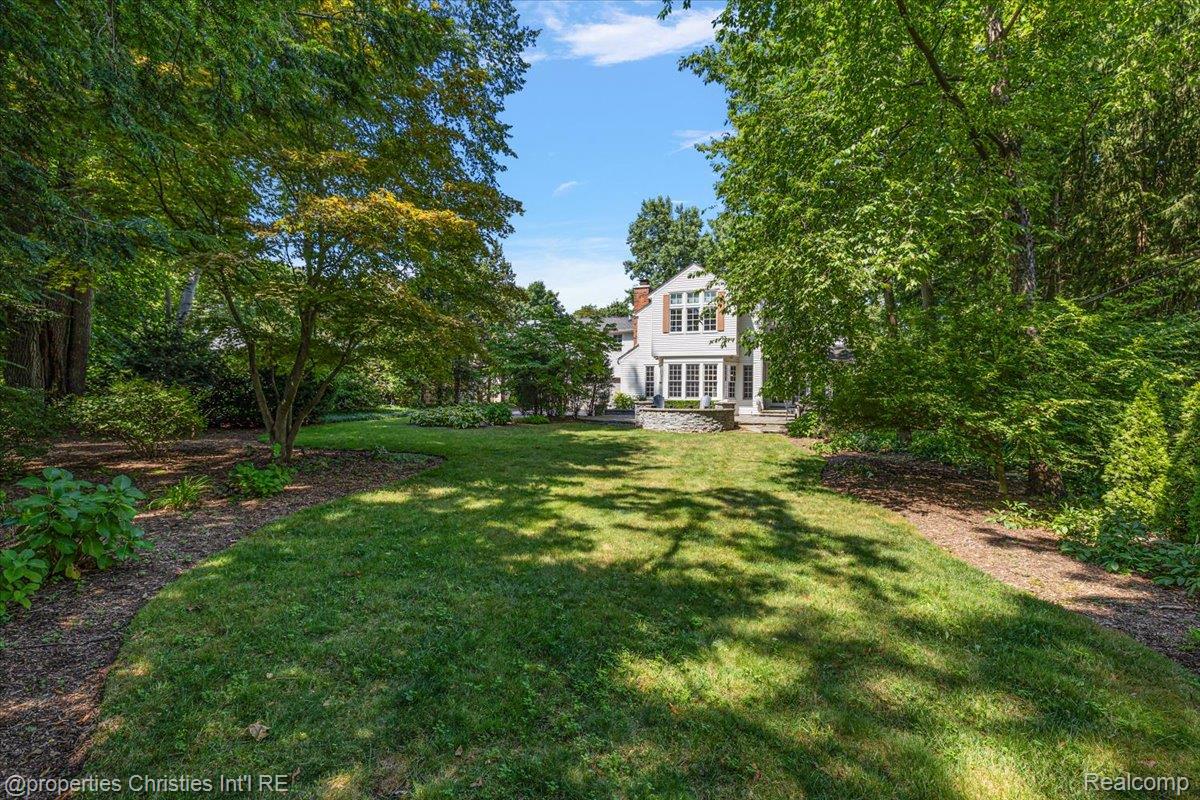 3535 Wooddale Court