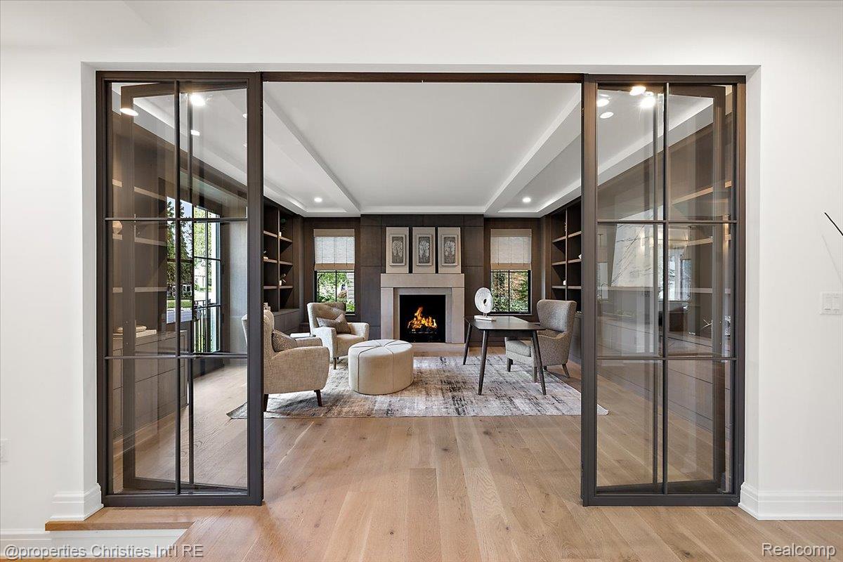 956 Westwood Drive