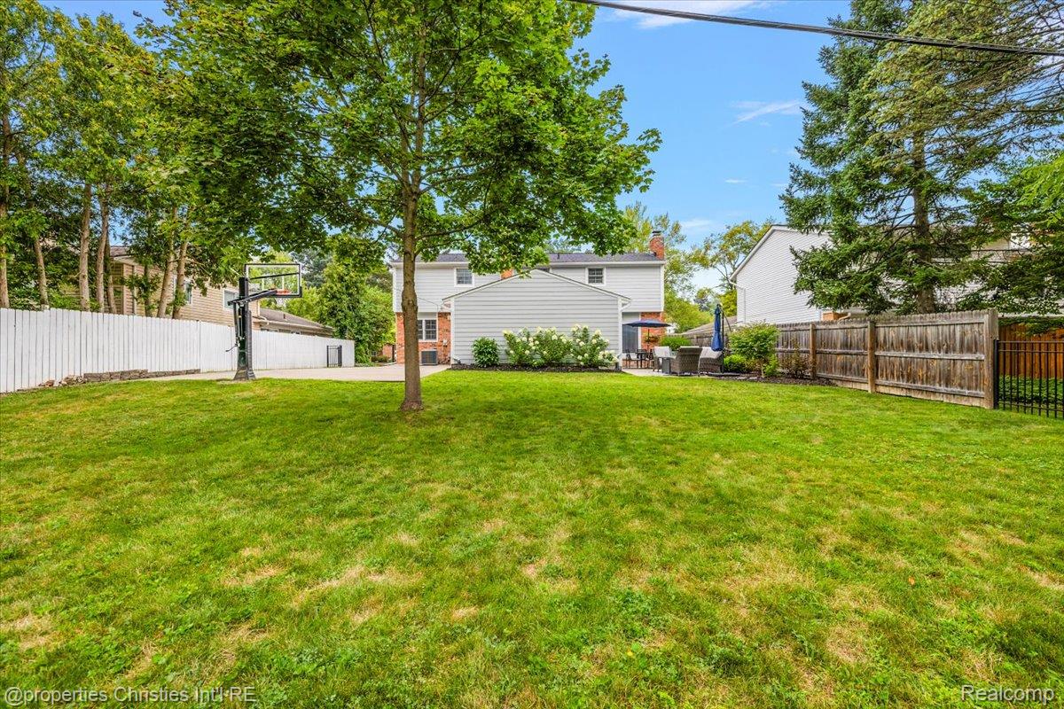 1345 Fairway Drive