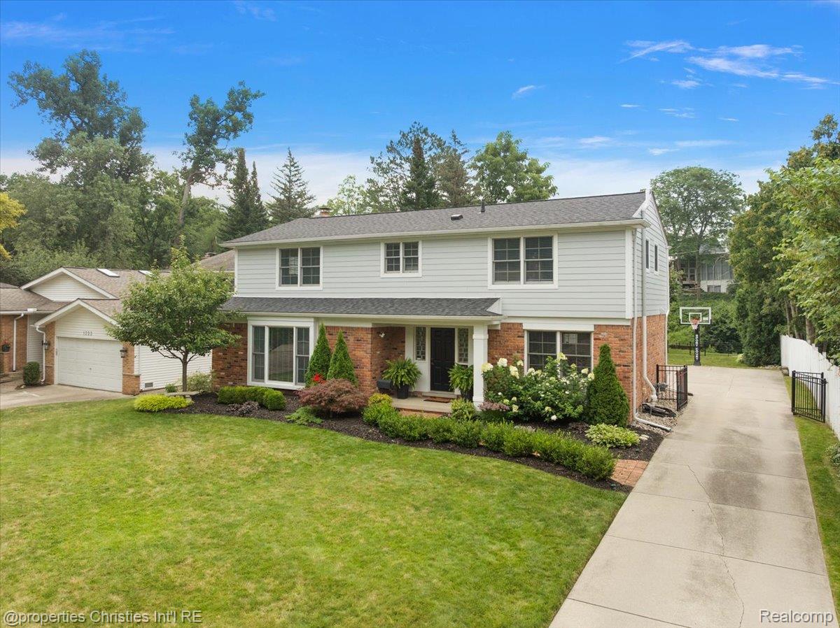 1345 Fairway Drive