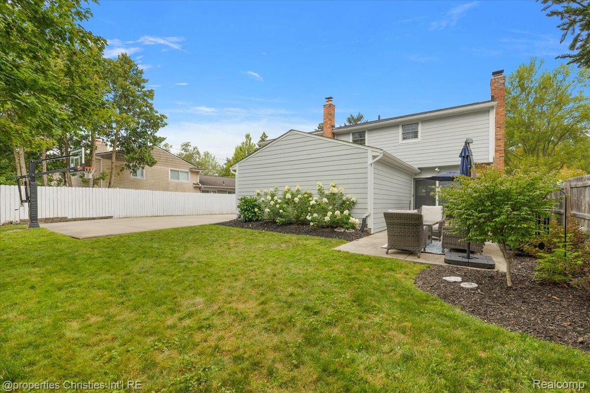 1345 Fairway Drive