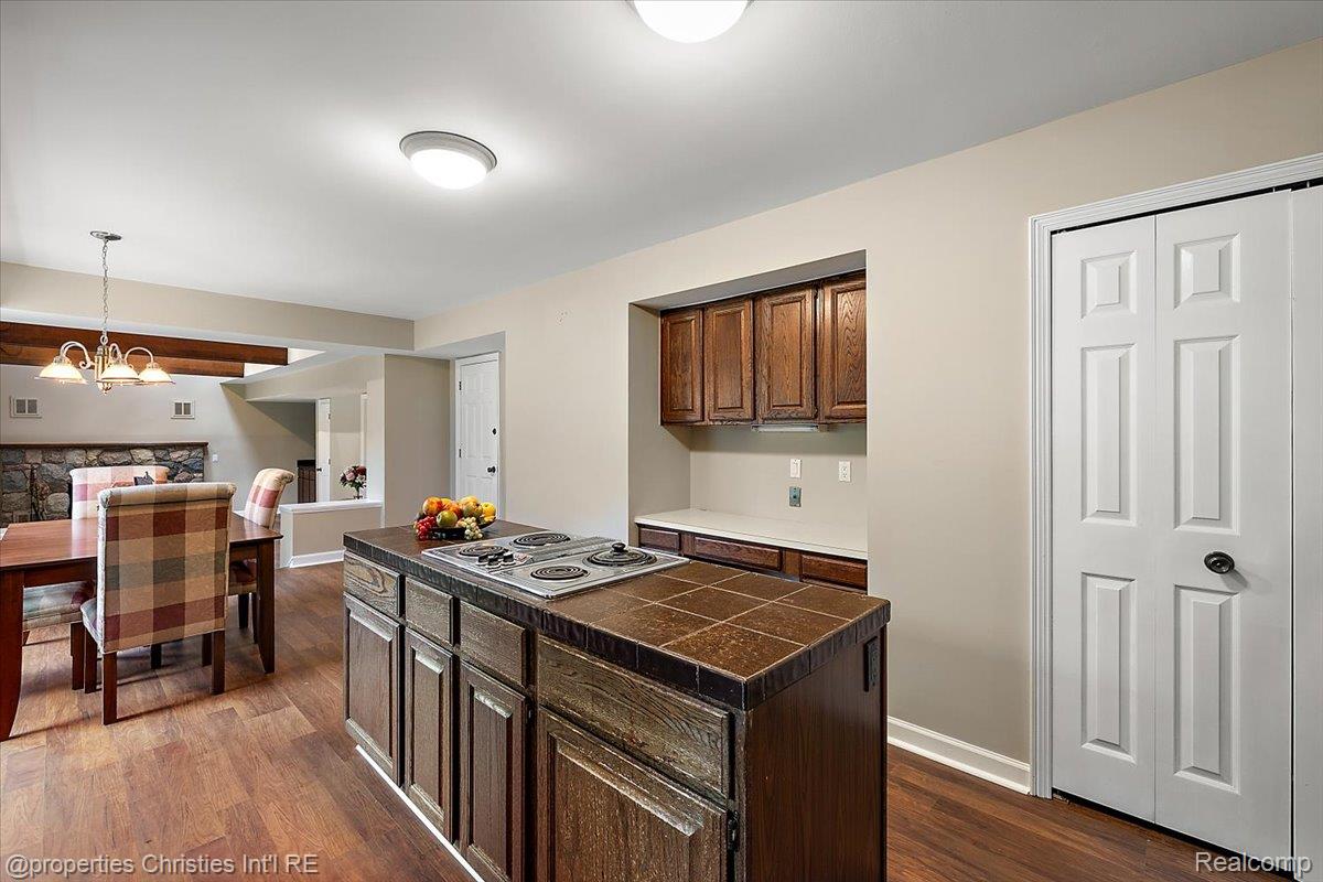 4069 Harbor Vista Drive