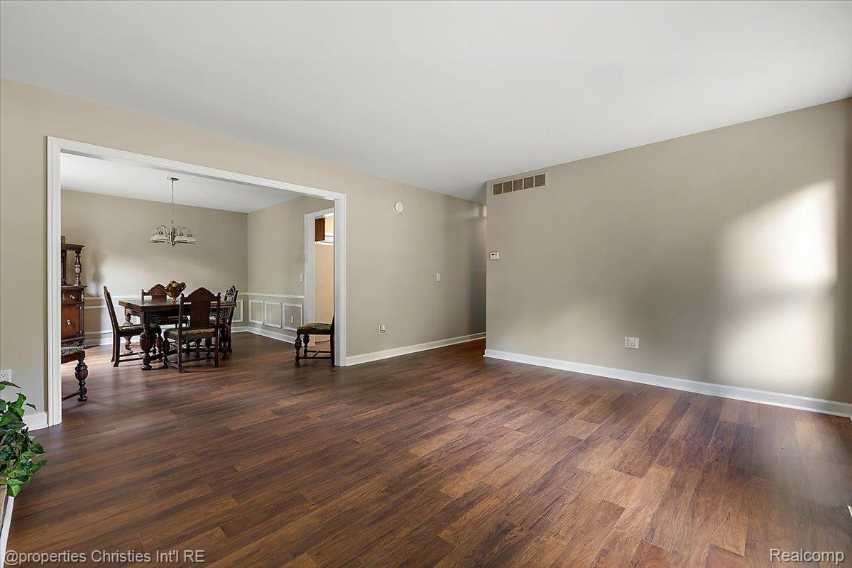 4069 Harbor Vista Drive