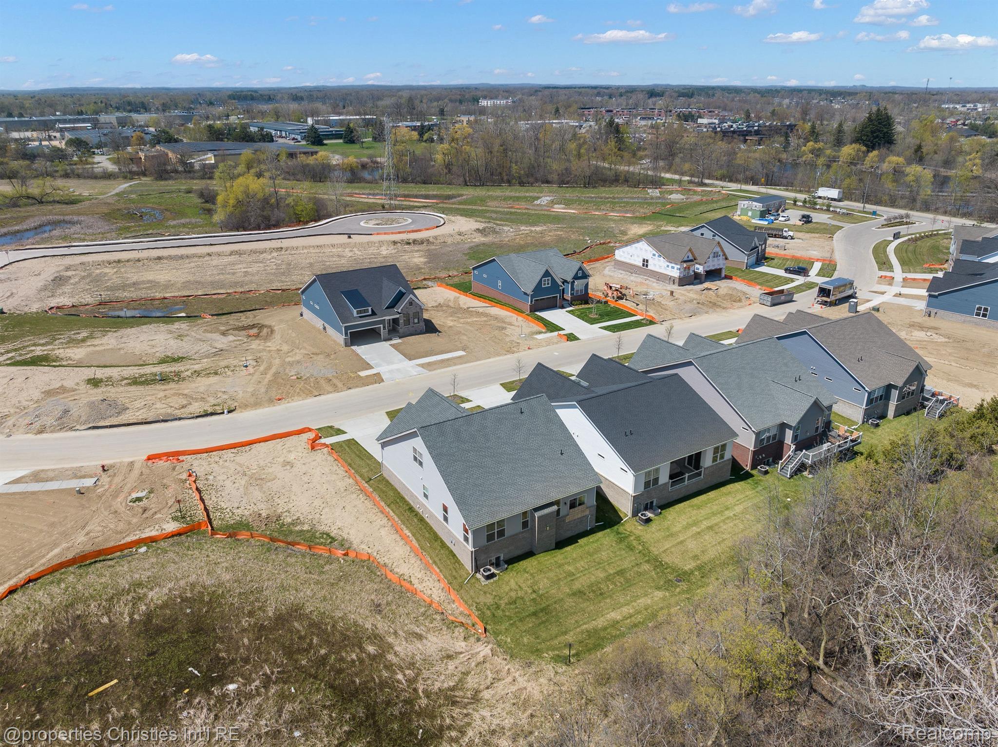 5545 Helmsdale Boulevard