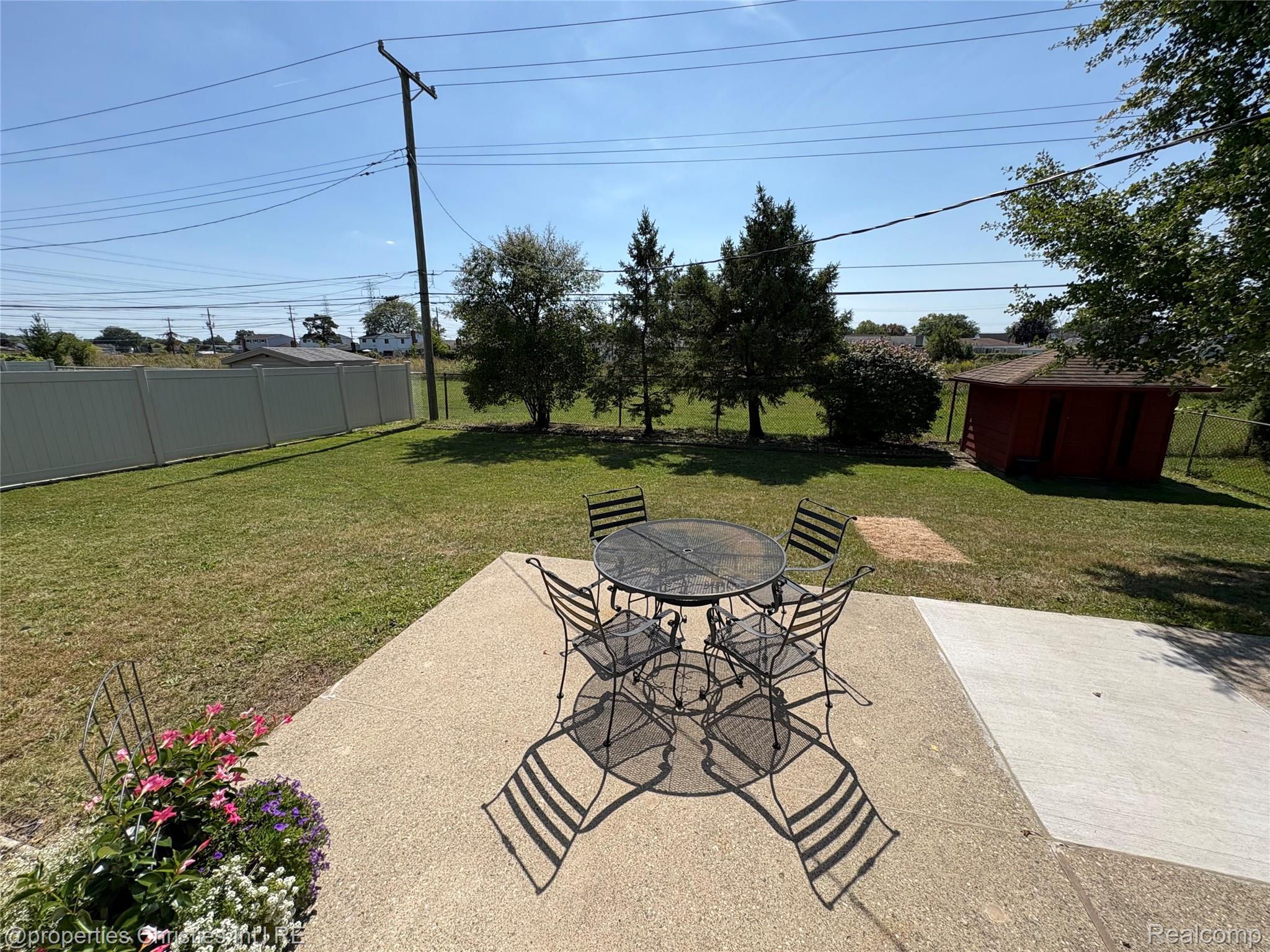 12376 CANTERBURY Drive