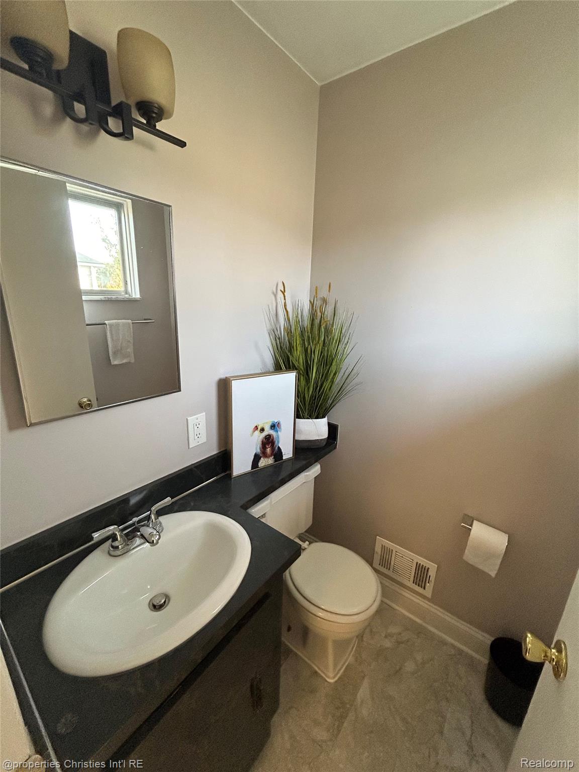 12376 CANTERBURY Drive