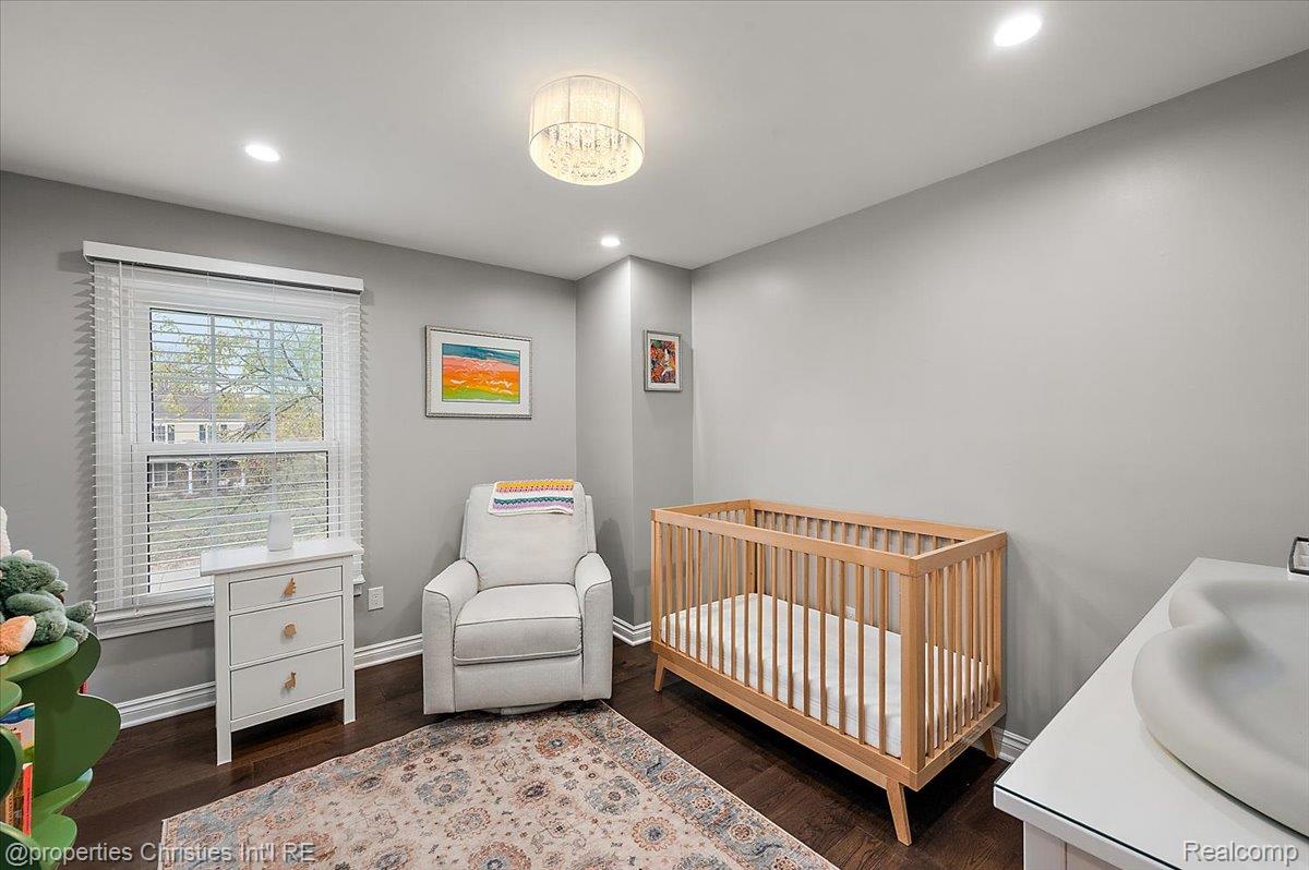 31301 Coachlight Lane