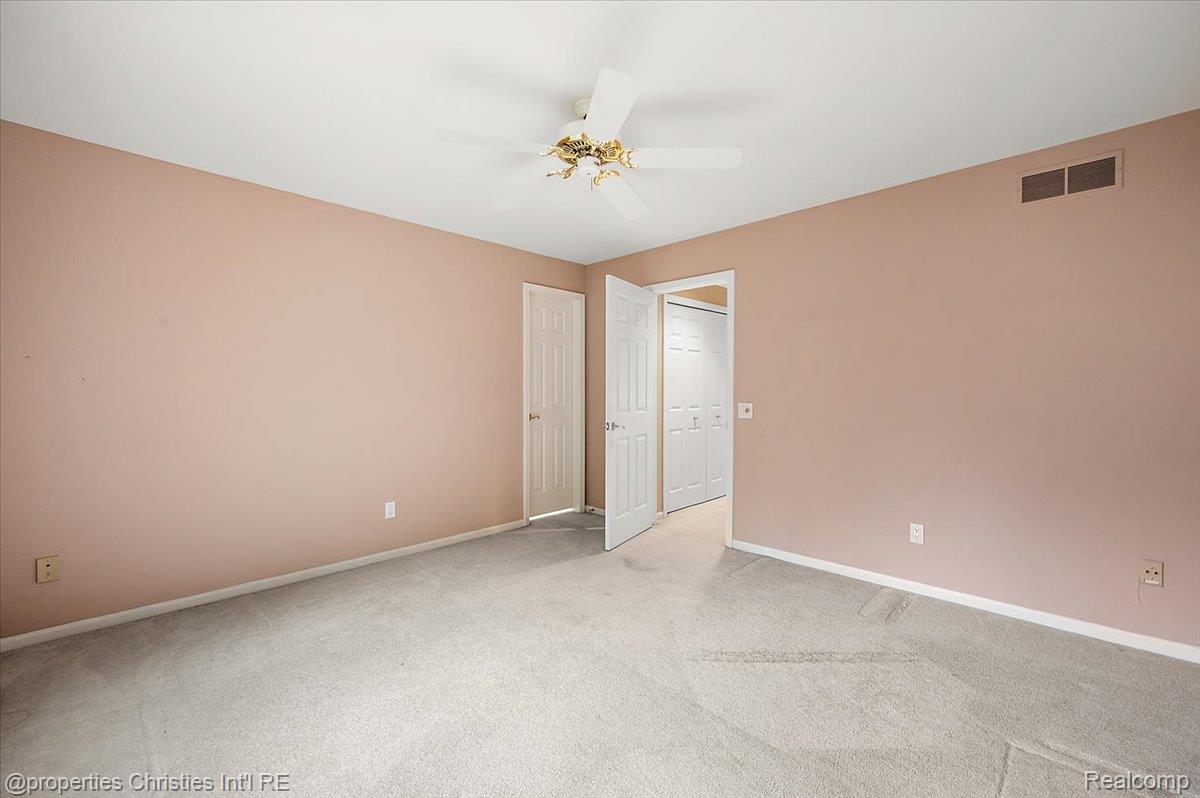 37907 Turnberry Court