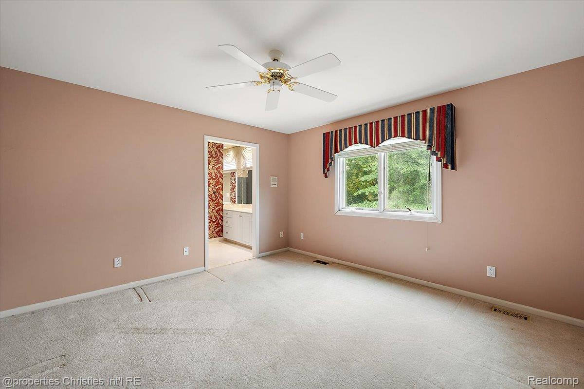 37907 Turnberry Court