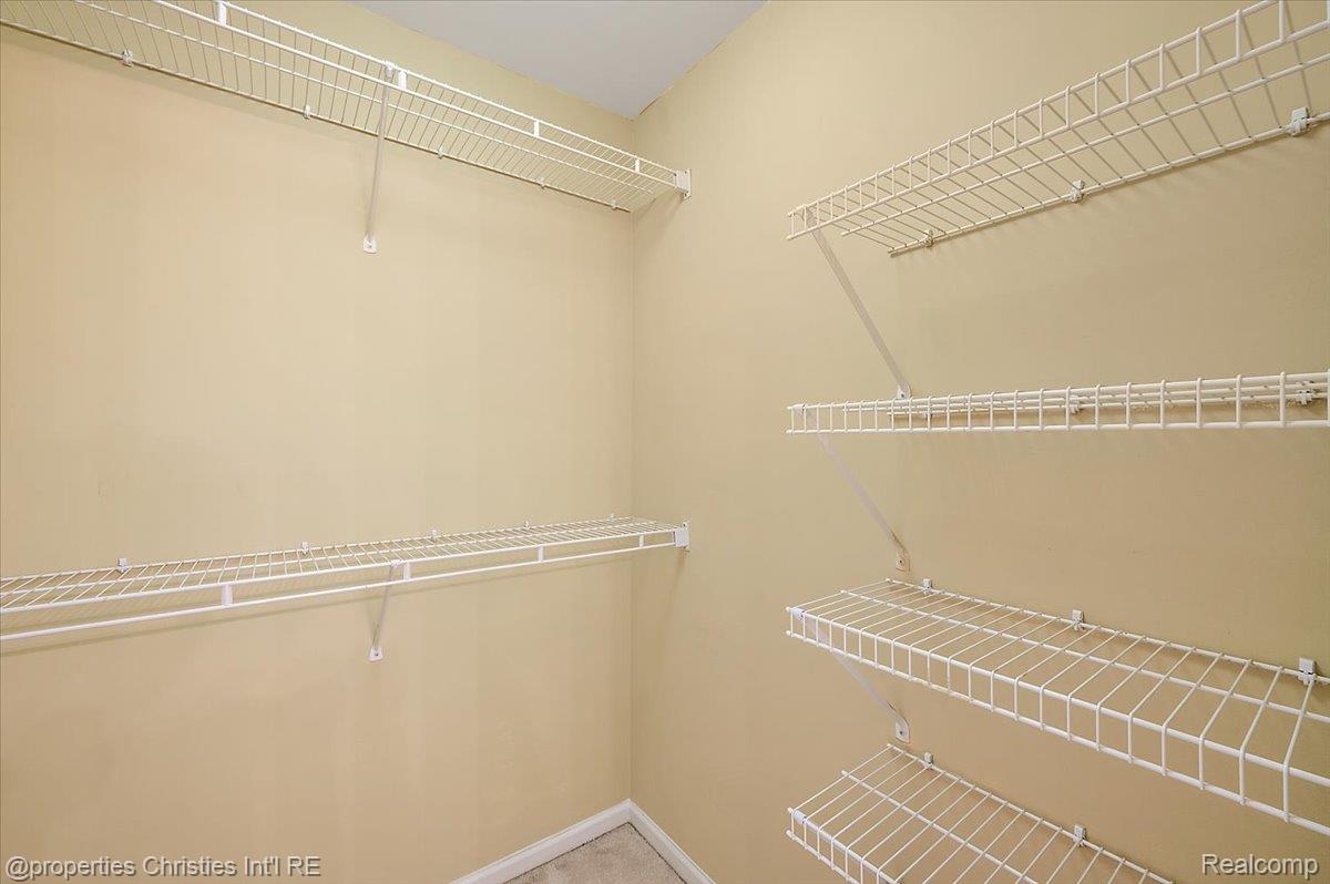 37907 Turnberry Court