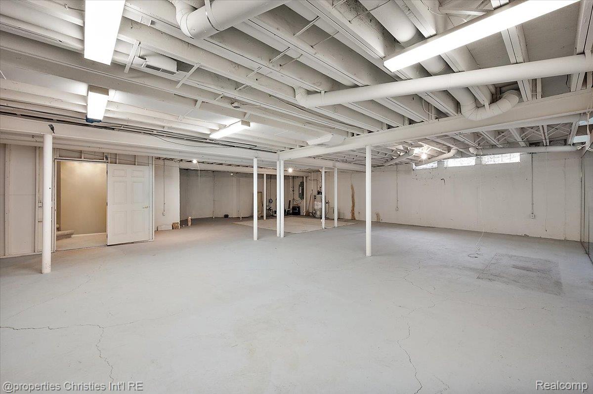 37907 Turnberry Court