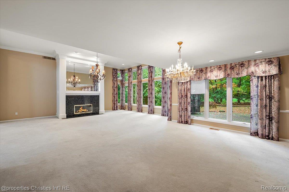 37907 Turnberry Court