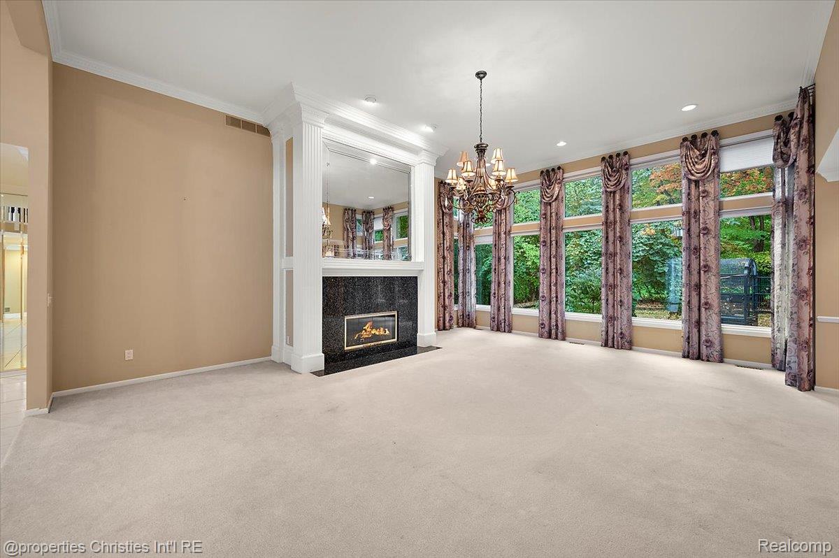 37907 Turnberry Court