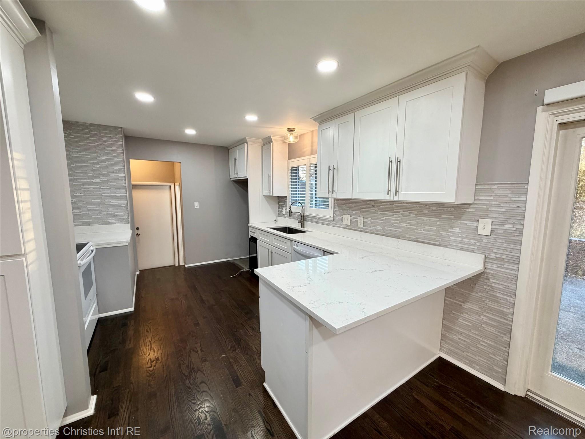 3615 Middlebury Lane