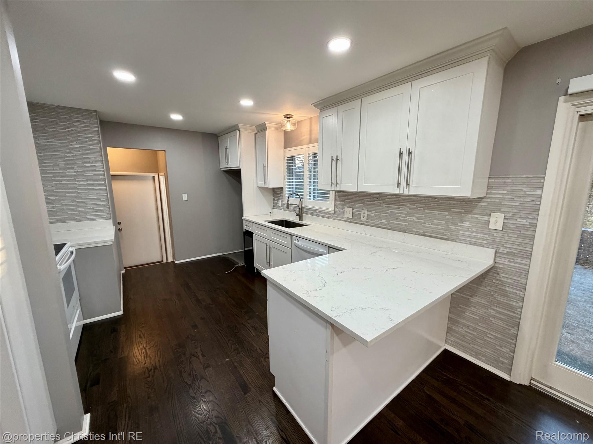 3615 Middlebury Lane