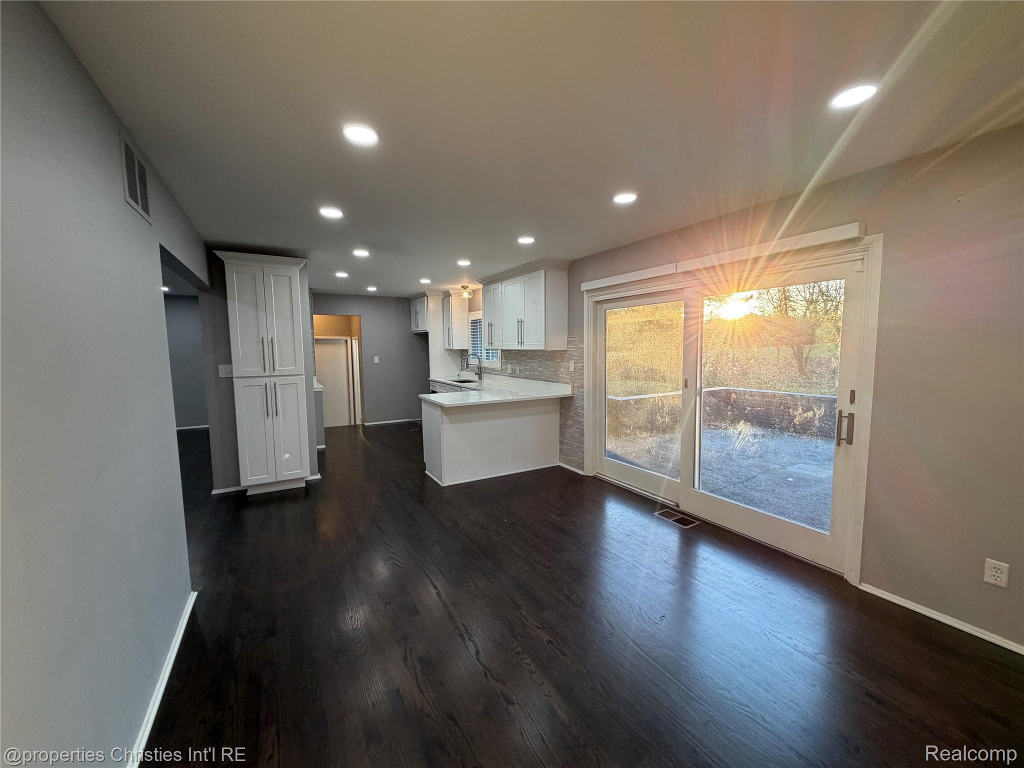 3615 Middlebury Lane