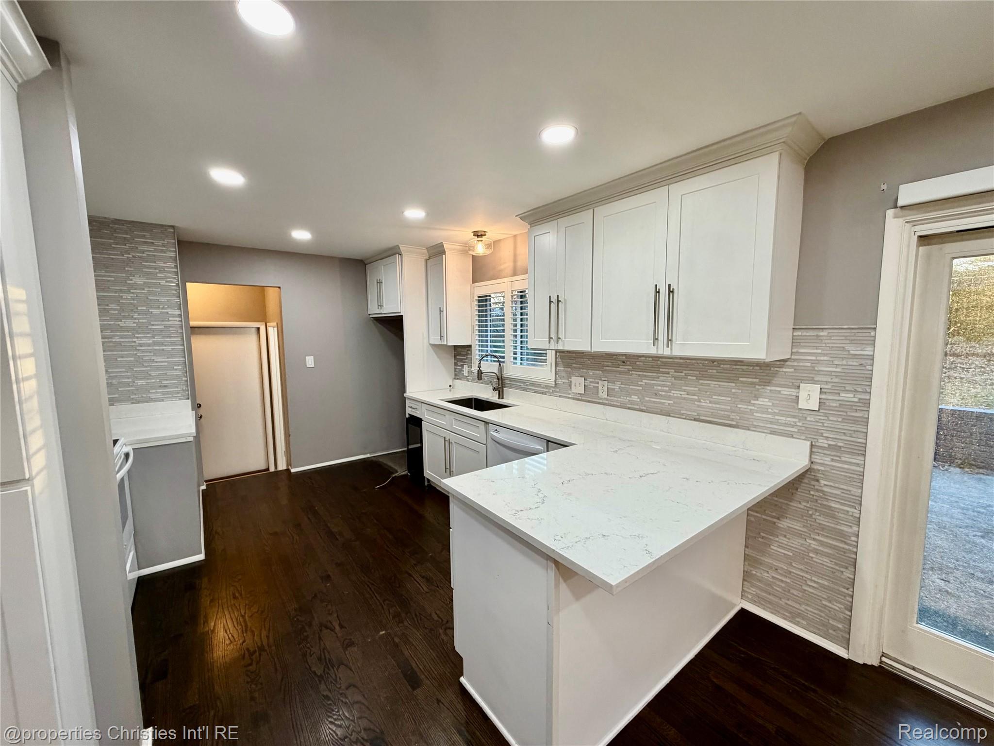 3615 Middlebury Lane