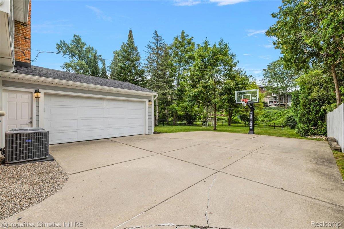 1345 Fairway Drive