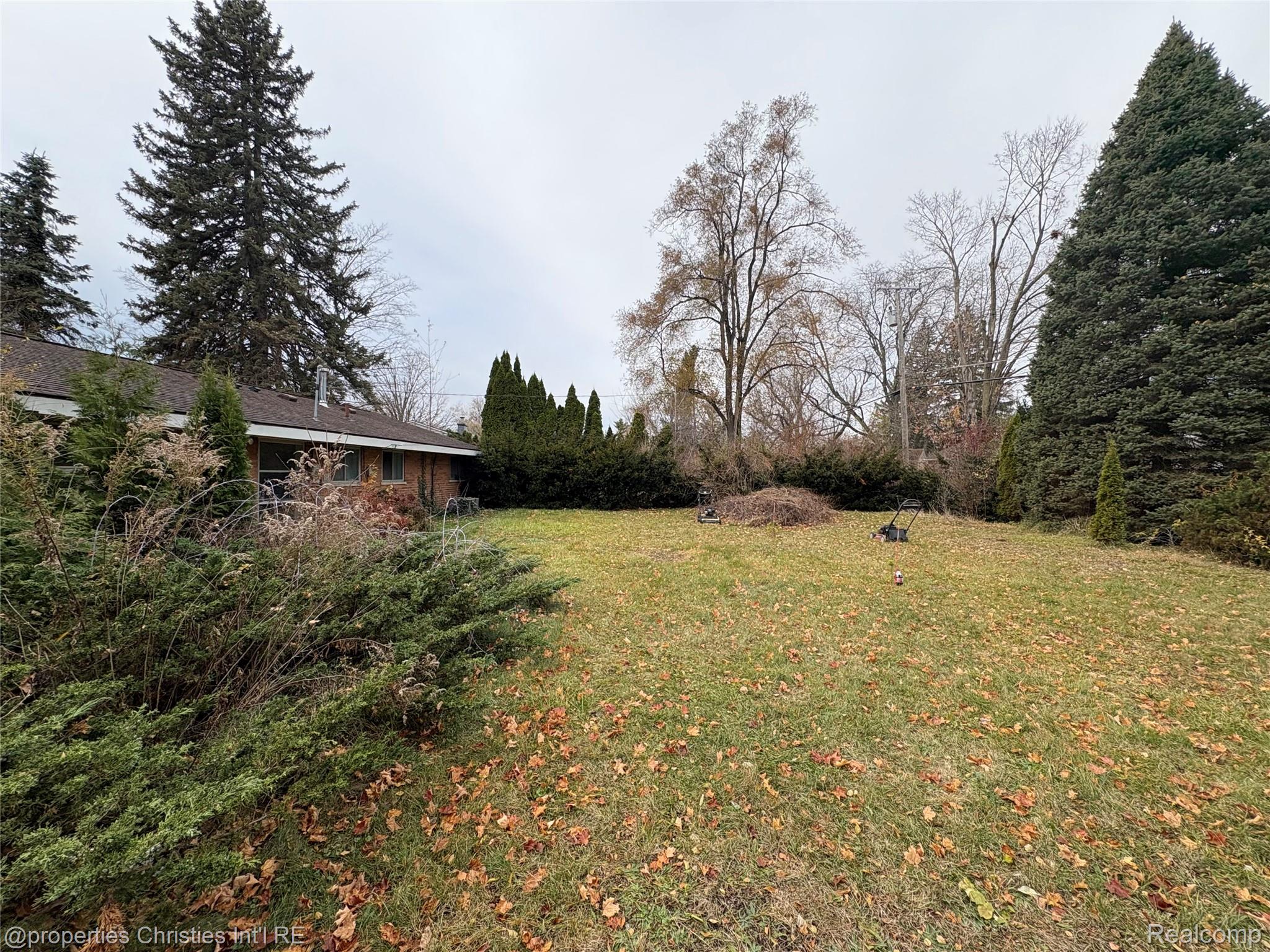 23948 E Le Bost Drive