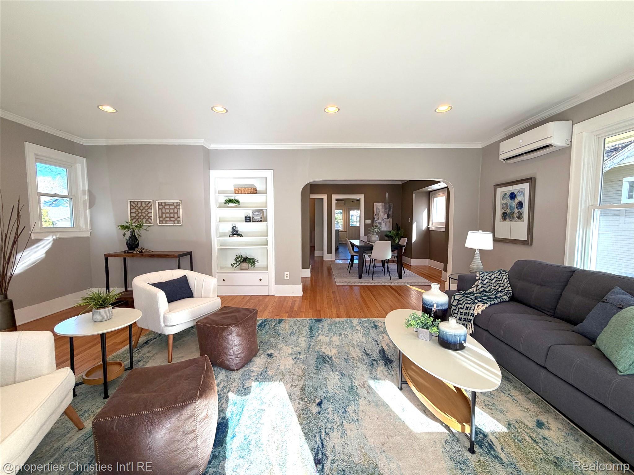 546 Leroy Street