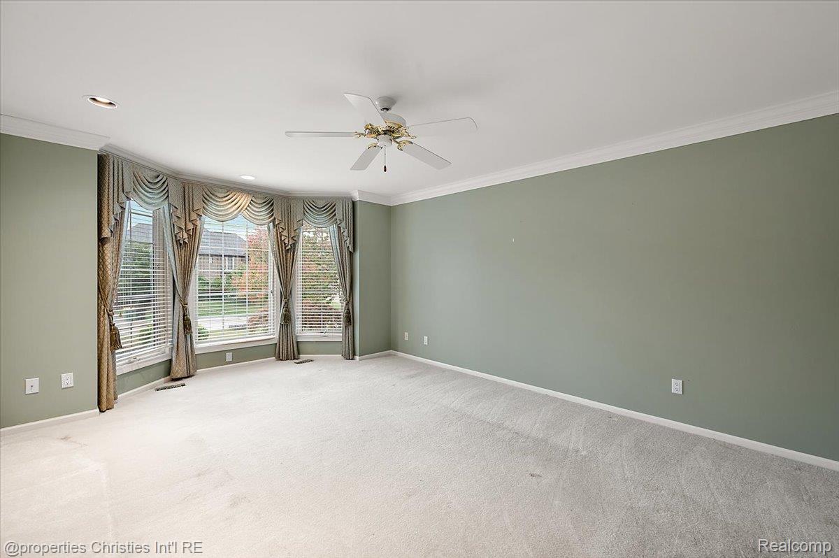 37907 Turnberry Court