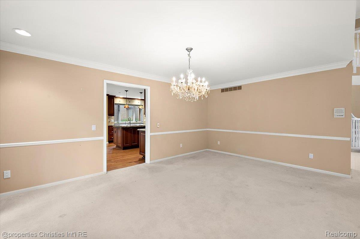 37907 Turnberry Court