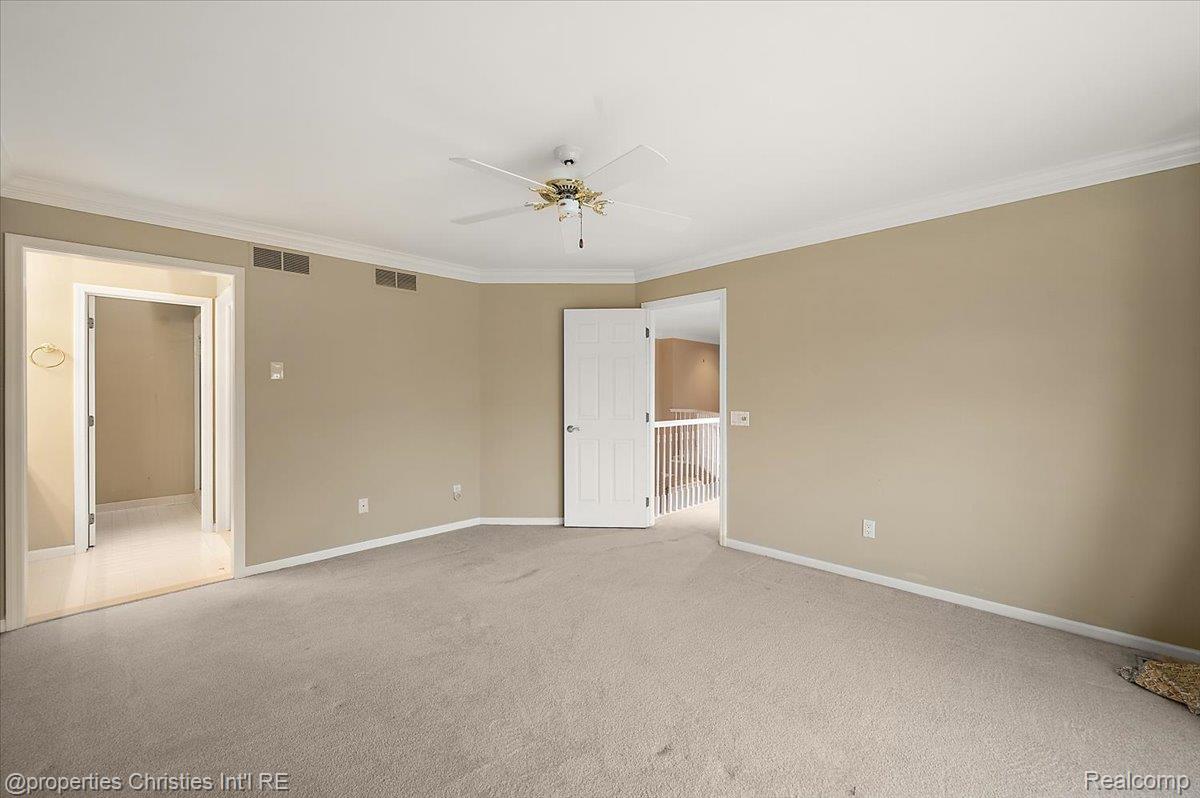 37907 Turnberry Court