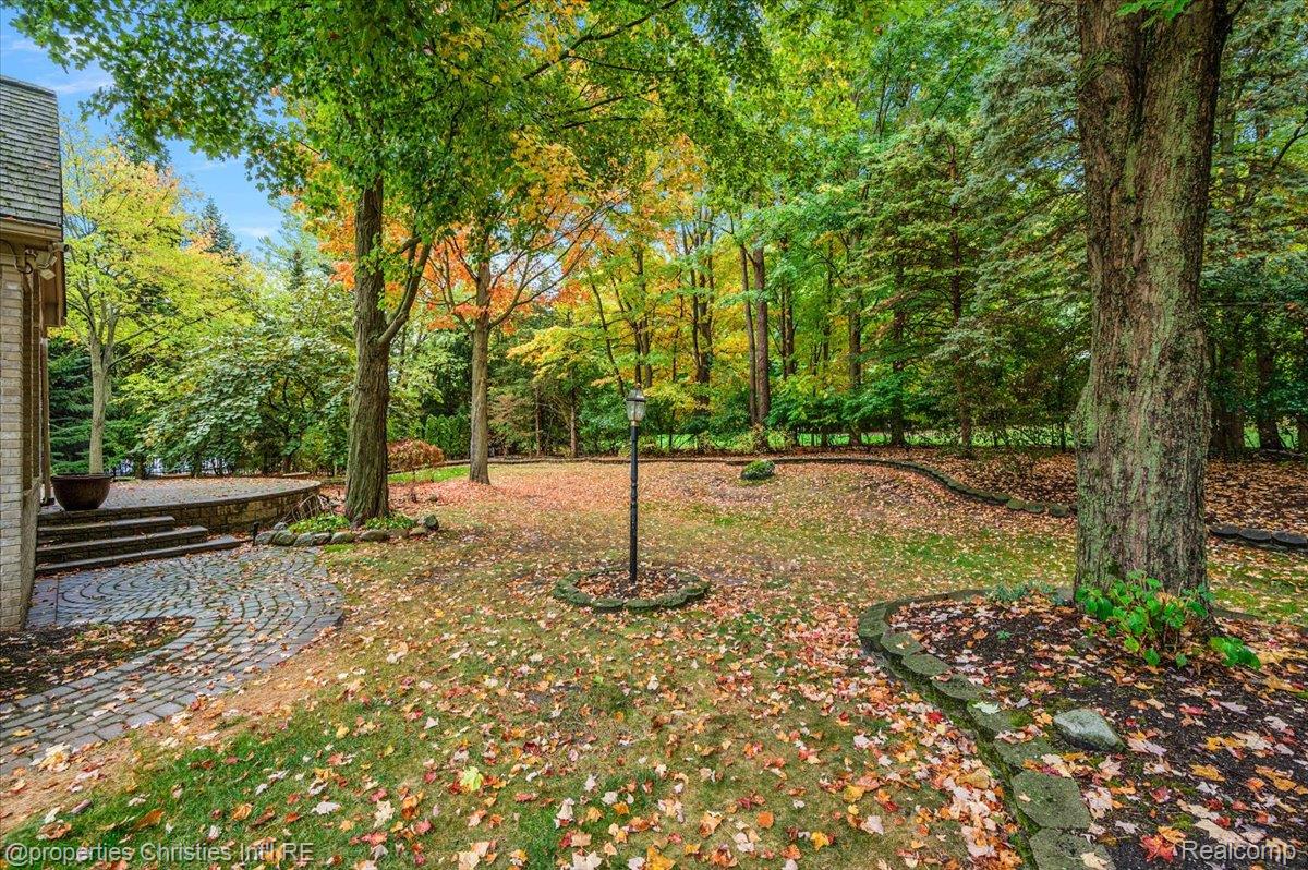 37907 Turnberry Court