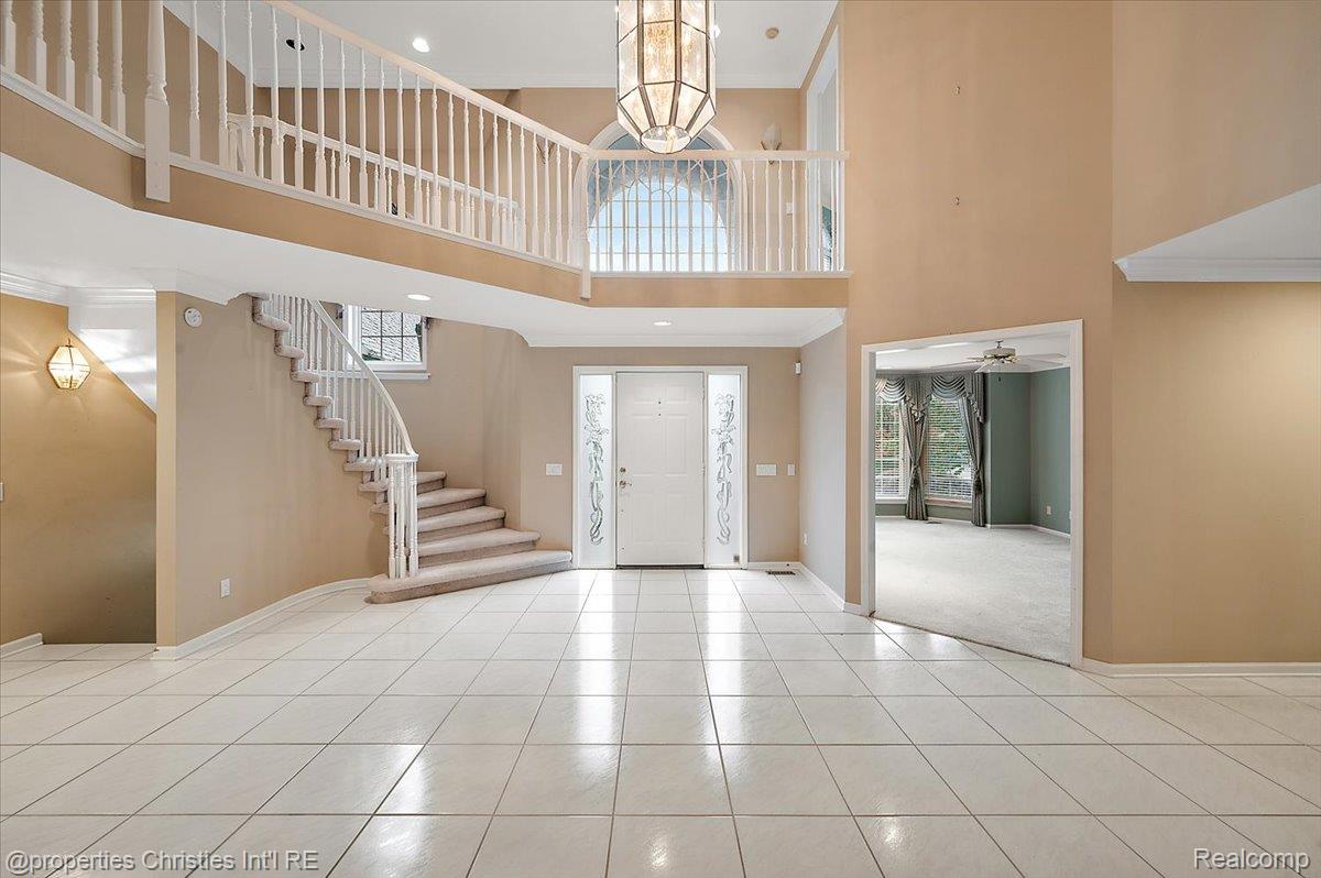 37907 Turnberry Court