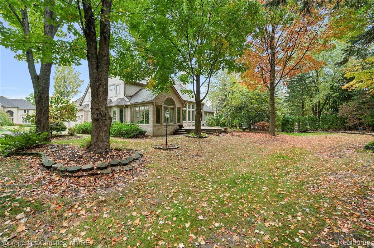 37907 Turnberry Court