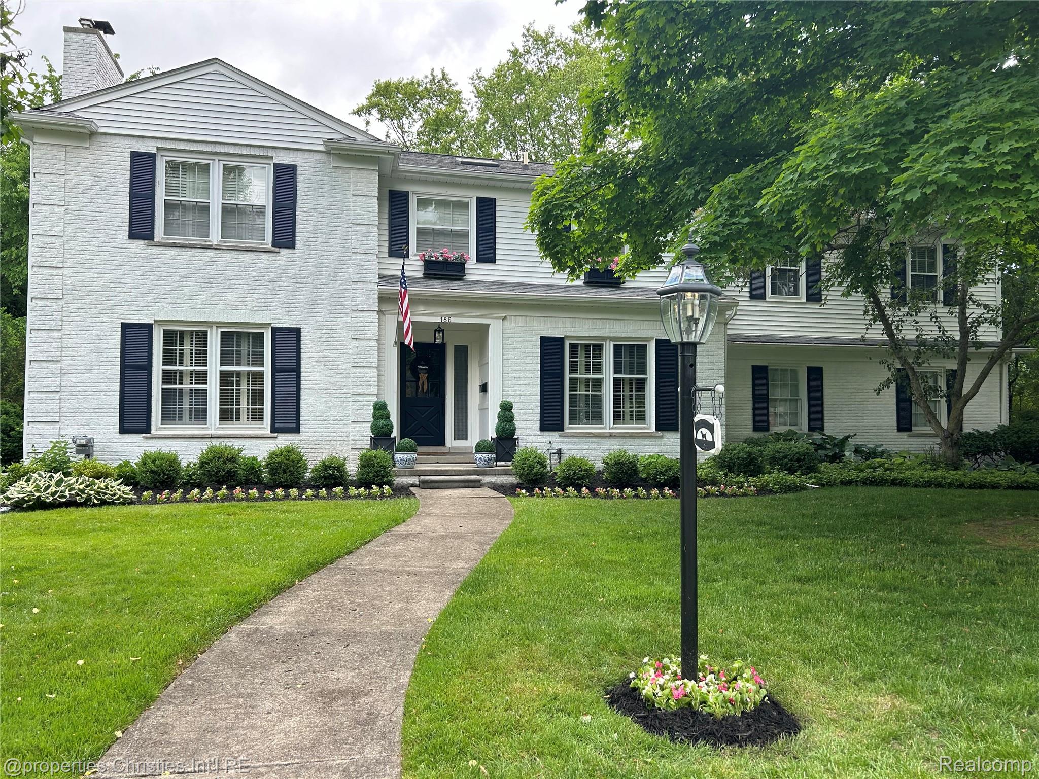 186 Hamilton Road