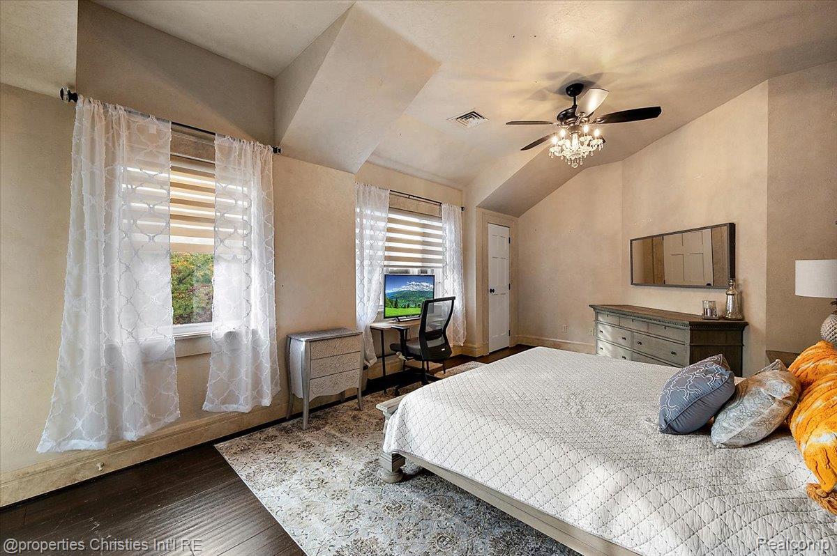 3701 Northwood