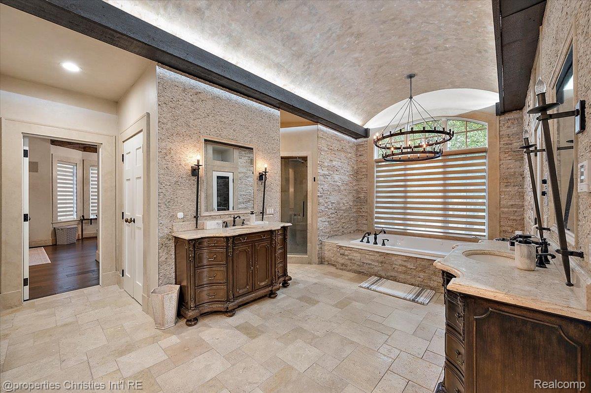 3701 Northwood