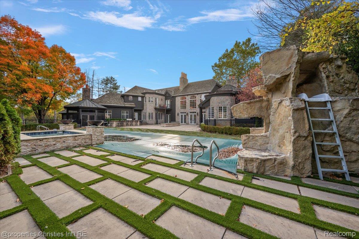 3701 Northwood