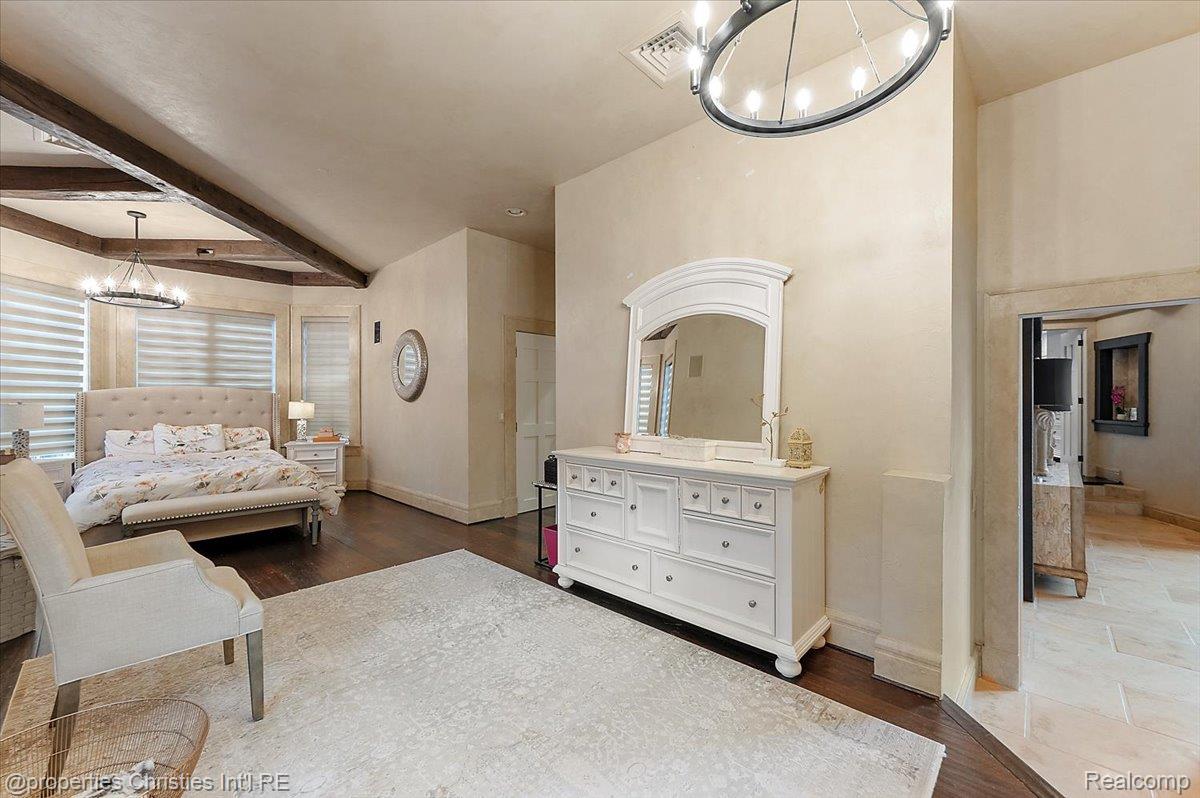 3701 Northwood