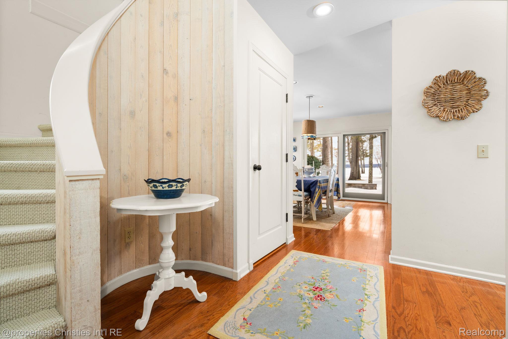 1057 Beach Road