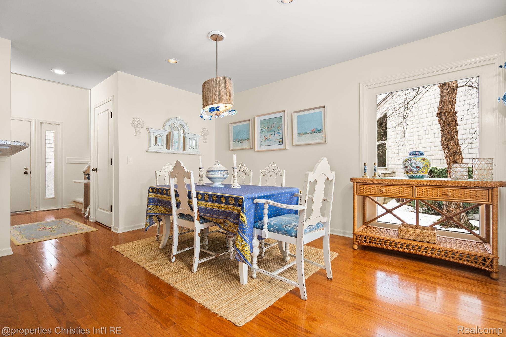 1057 Beach Road