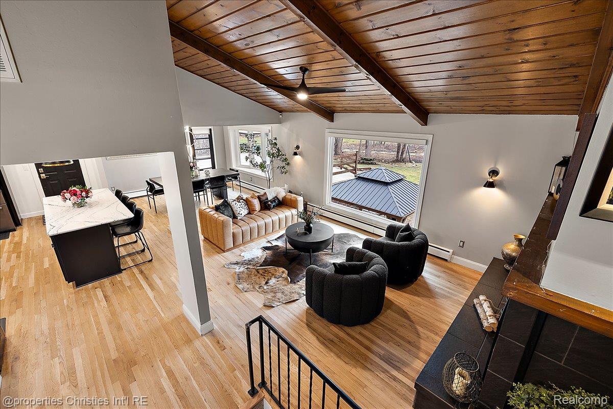 5722 Raven Road