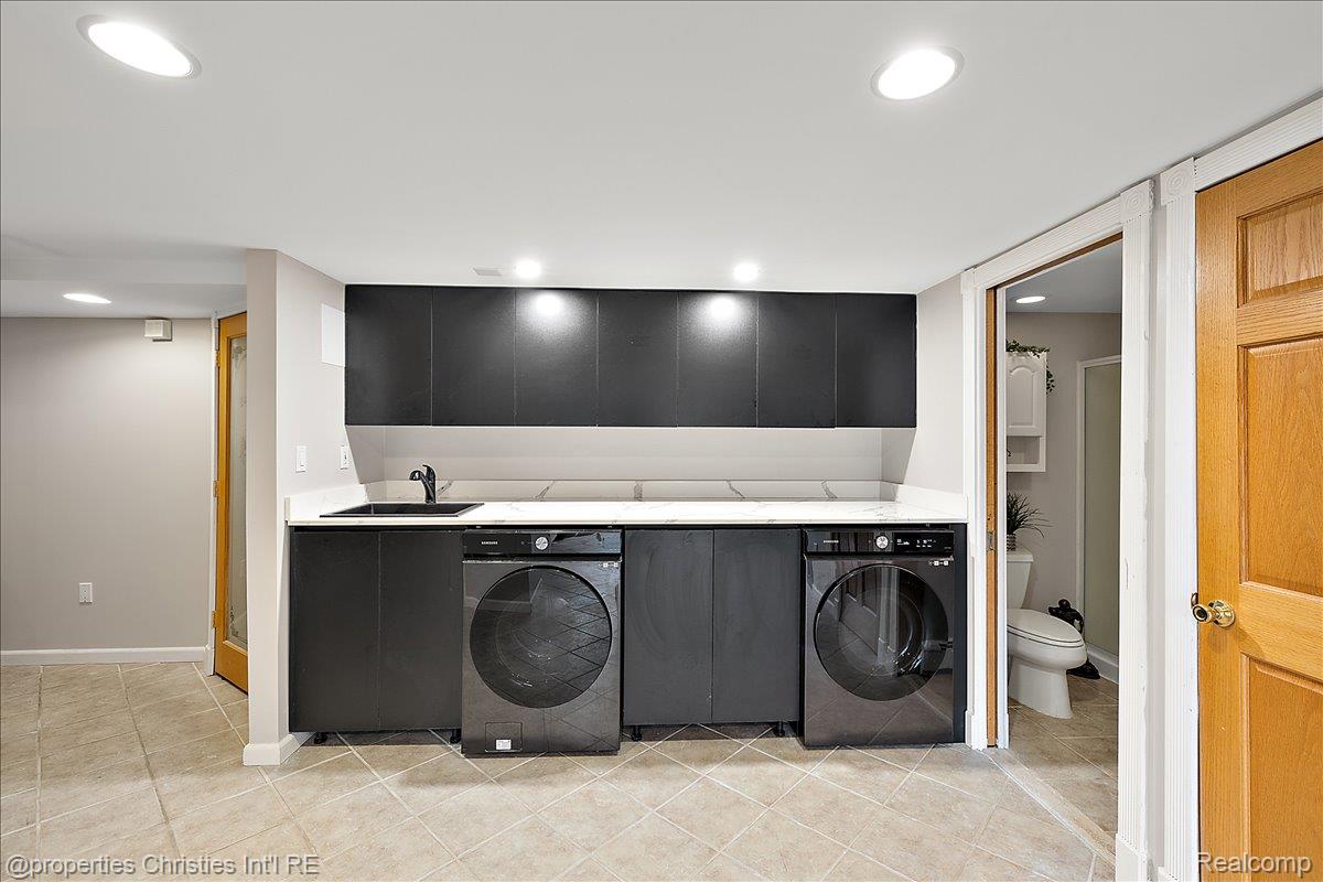 5722 Raven Road