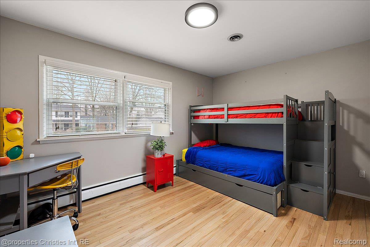 5722 Raven Road