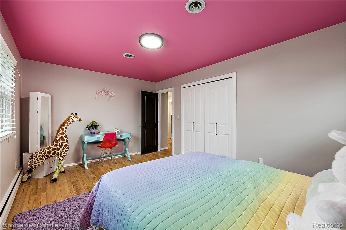 5722 Raven Road