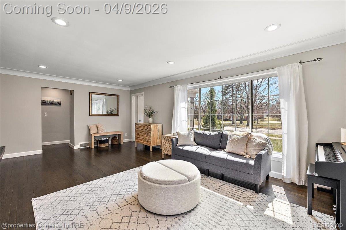 4240 Sheridan Drive